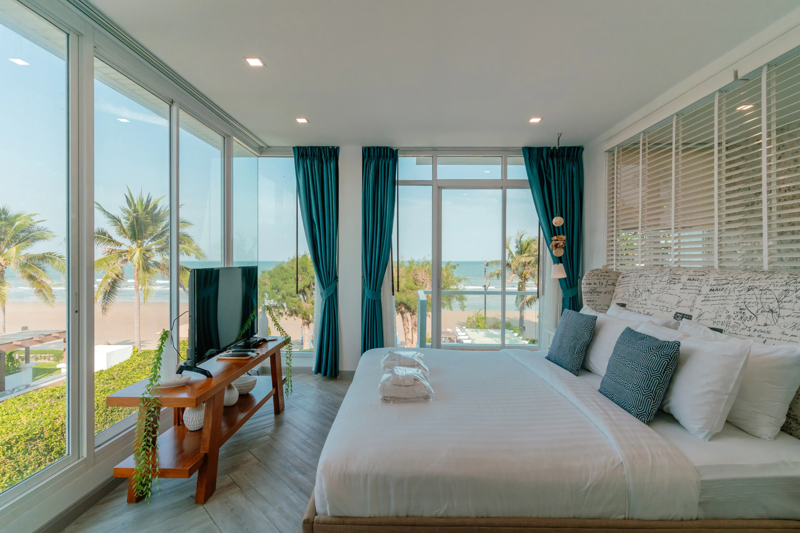 X2 Hua Hin LeBayburi Pranburi Villa