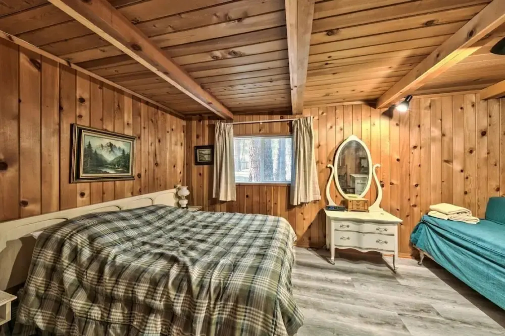 Hank Monk Chalet by RedAwning