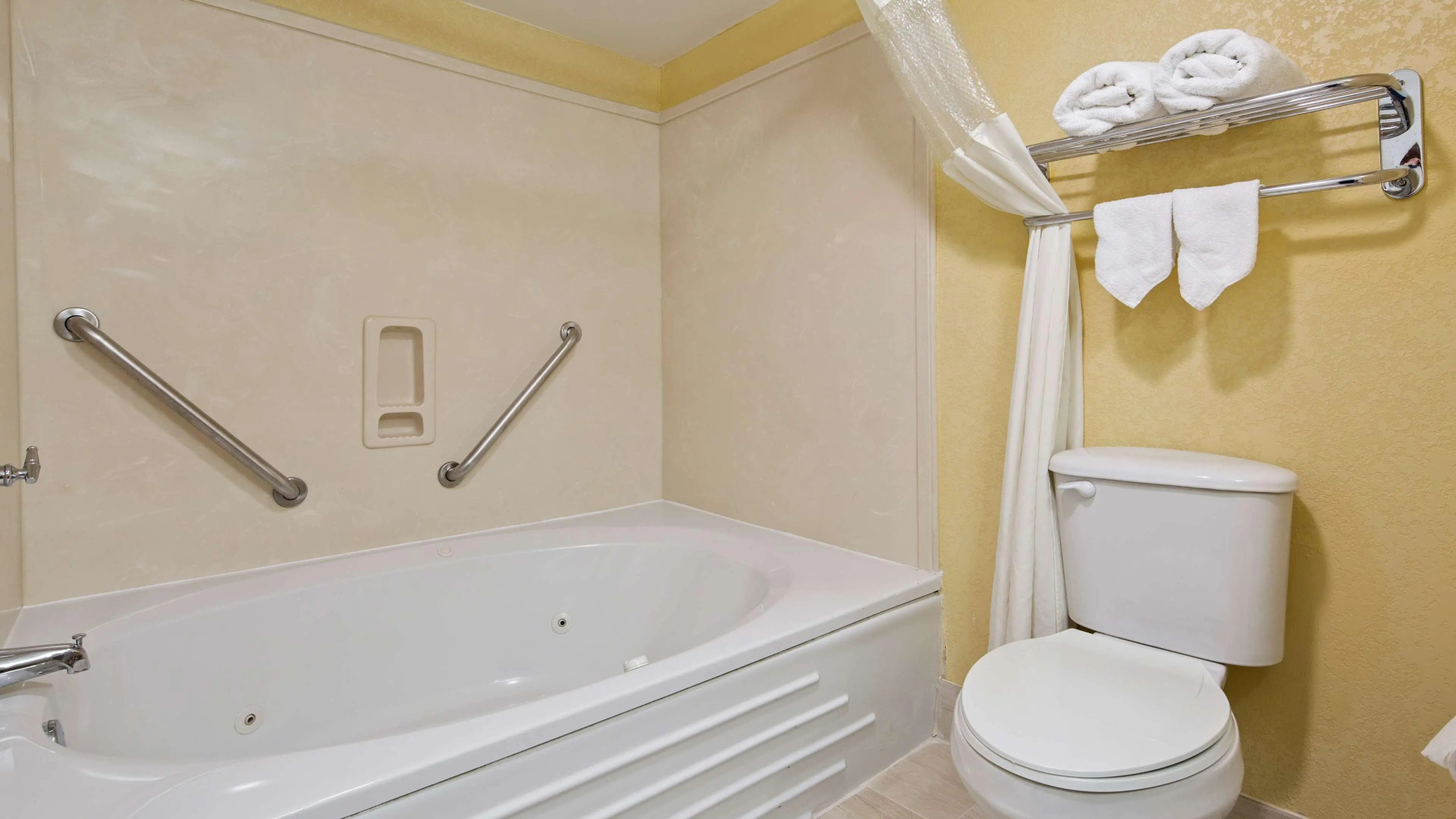 Best Western Plus Oak Mountain Inn