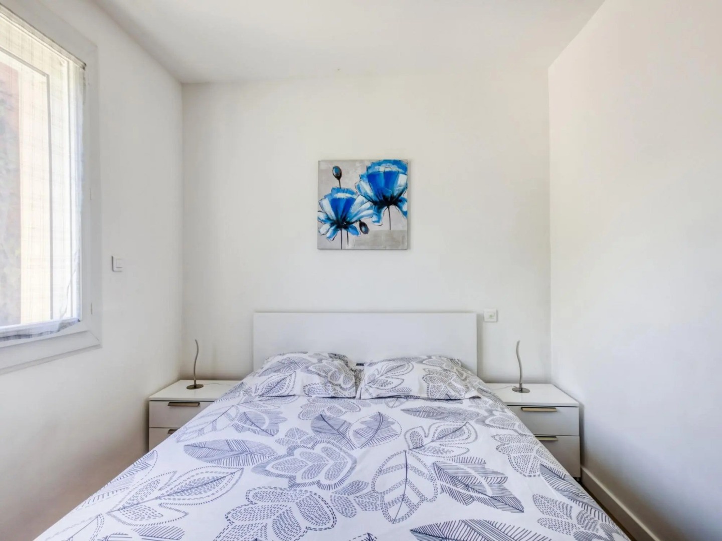 Modern Holiday Home in Barry-d'Islemade with Pool