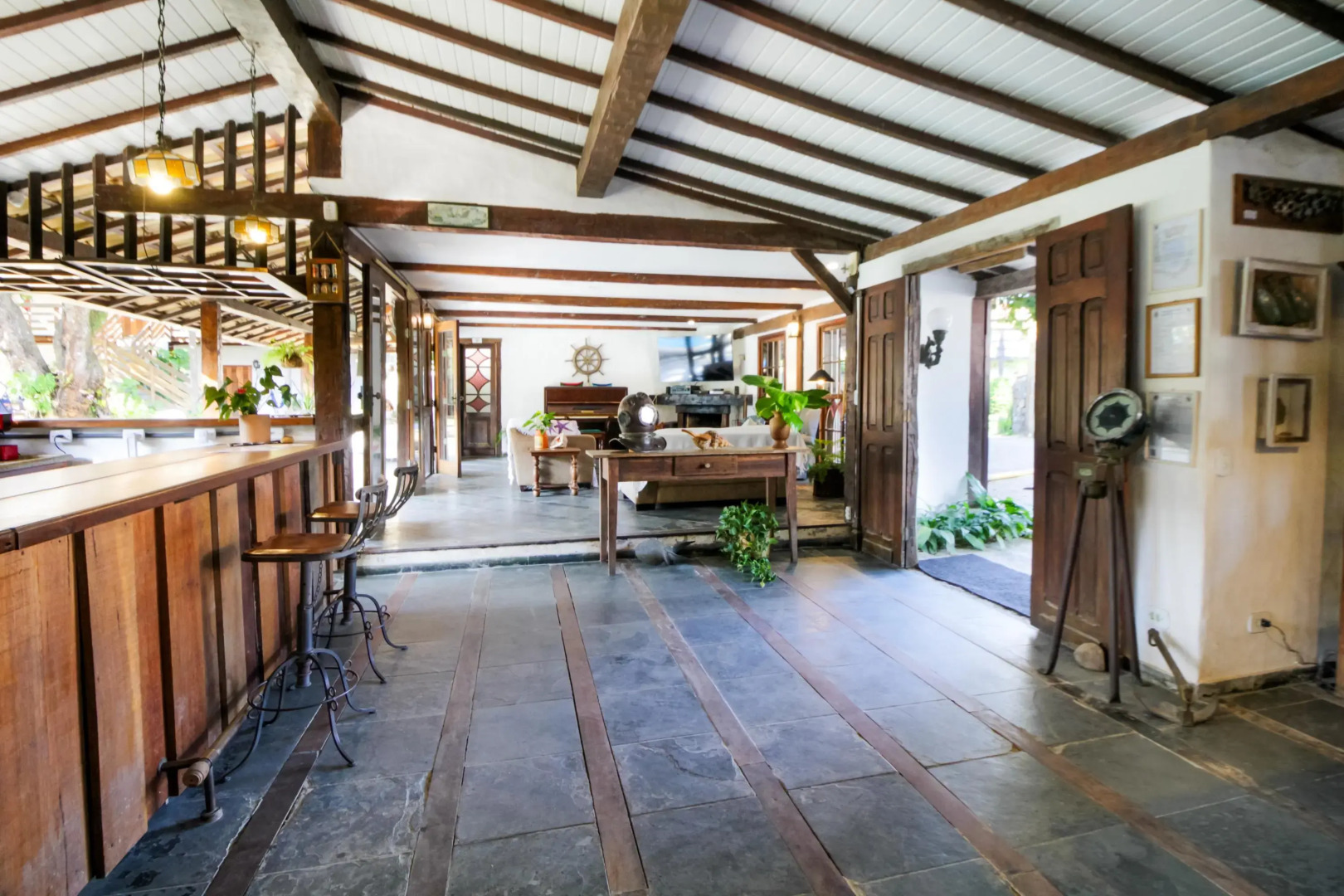 VELINN Caravela Pousada Ilhabela