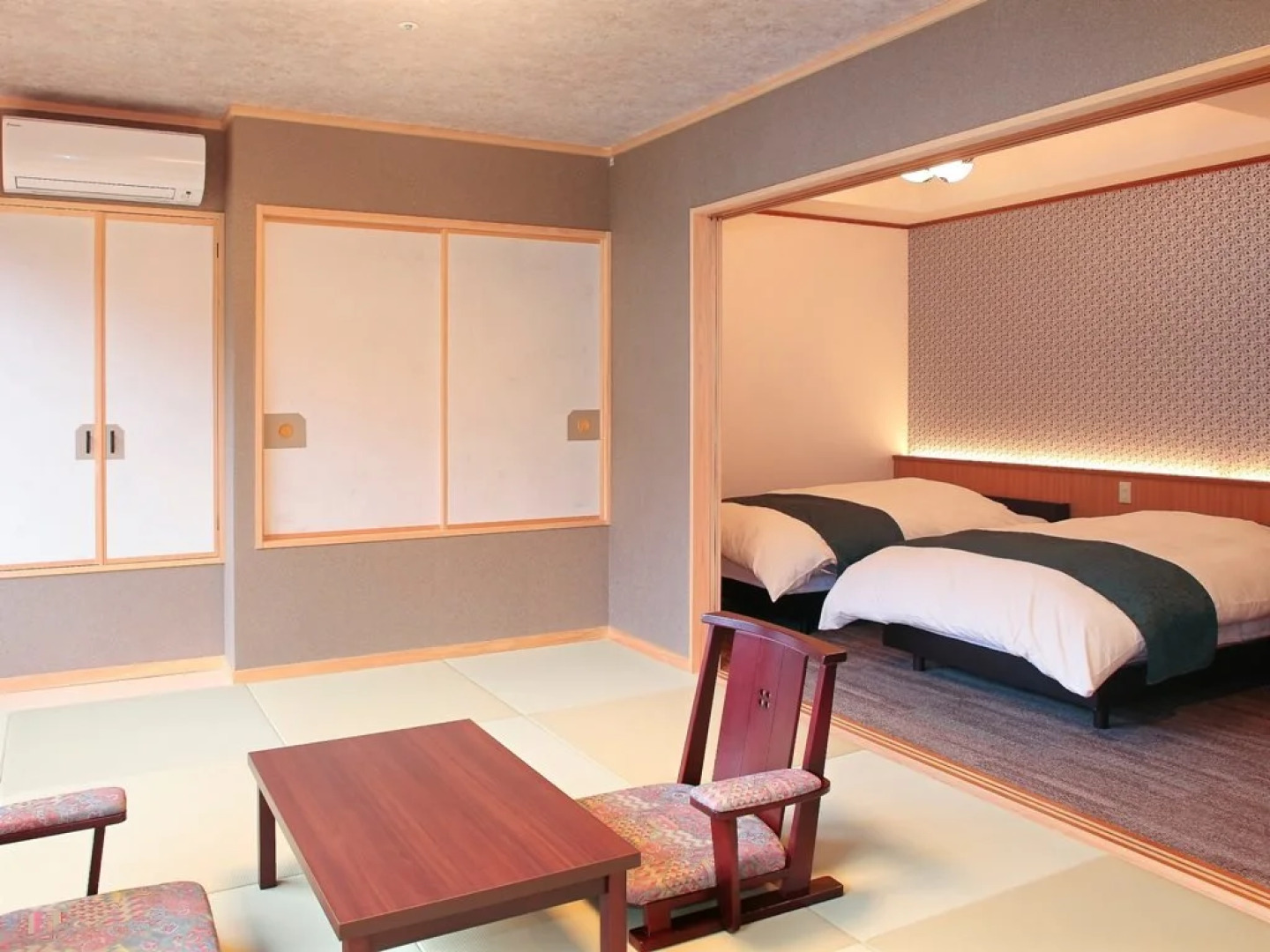 Ooedo Onsen Monogatari Premium Yoshinoya Irokuen