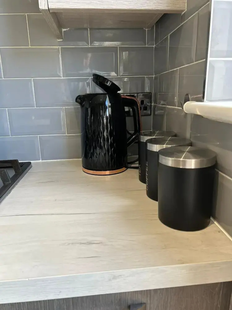 4 Bedroom Refurbished Workers Haven