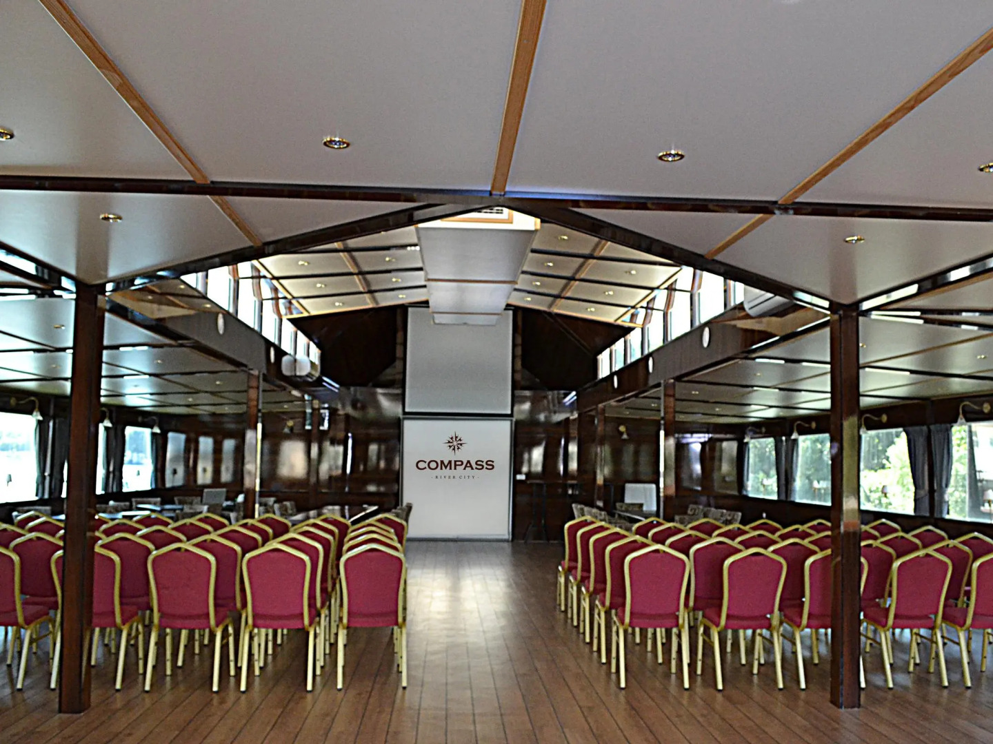 Compass River City Boatel