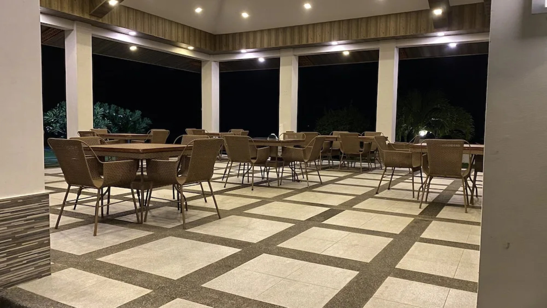 El Pueblo De Hermano by Cocotel