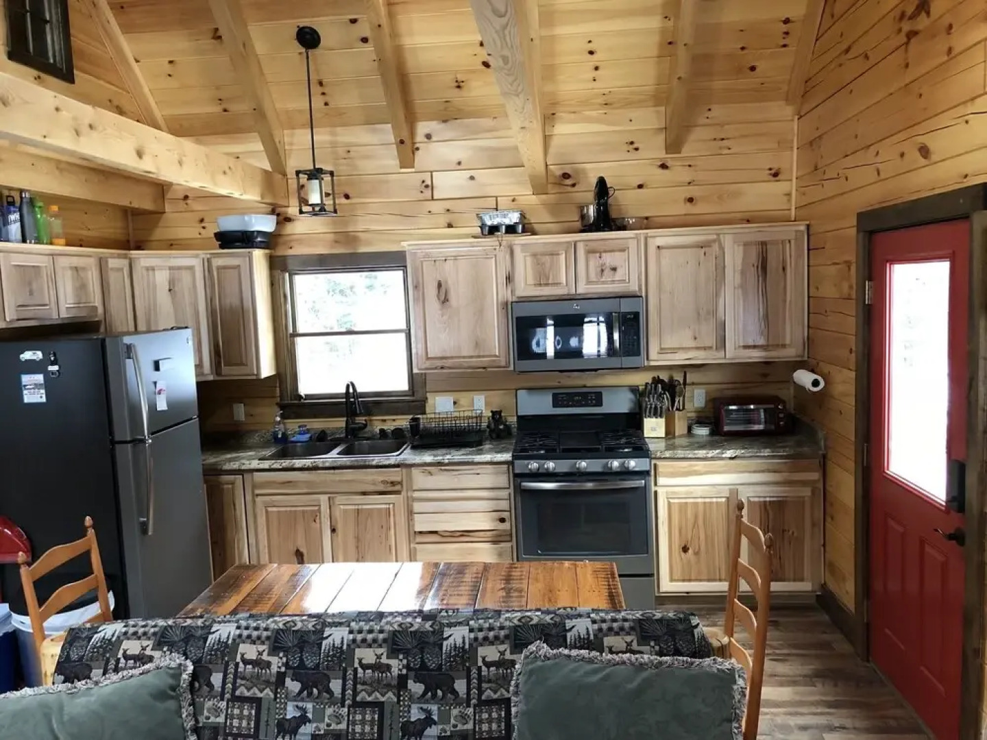 Moose Lodge and Cabins by Bretton Woods Vacations