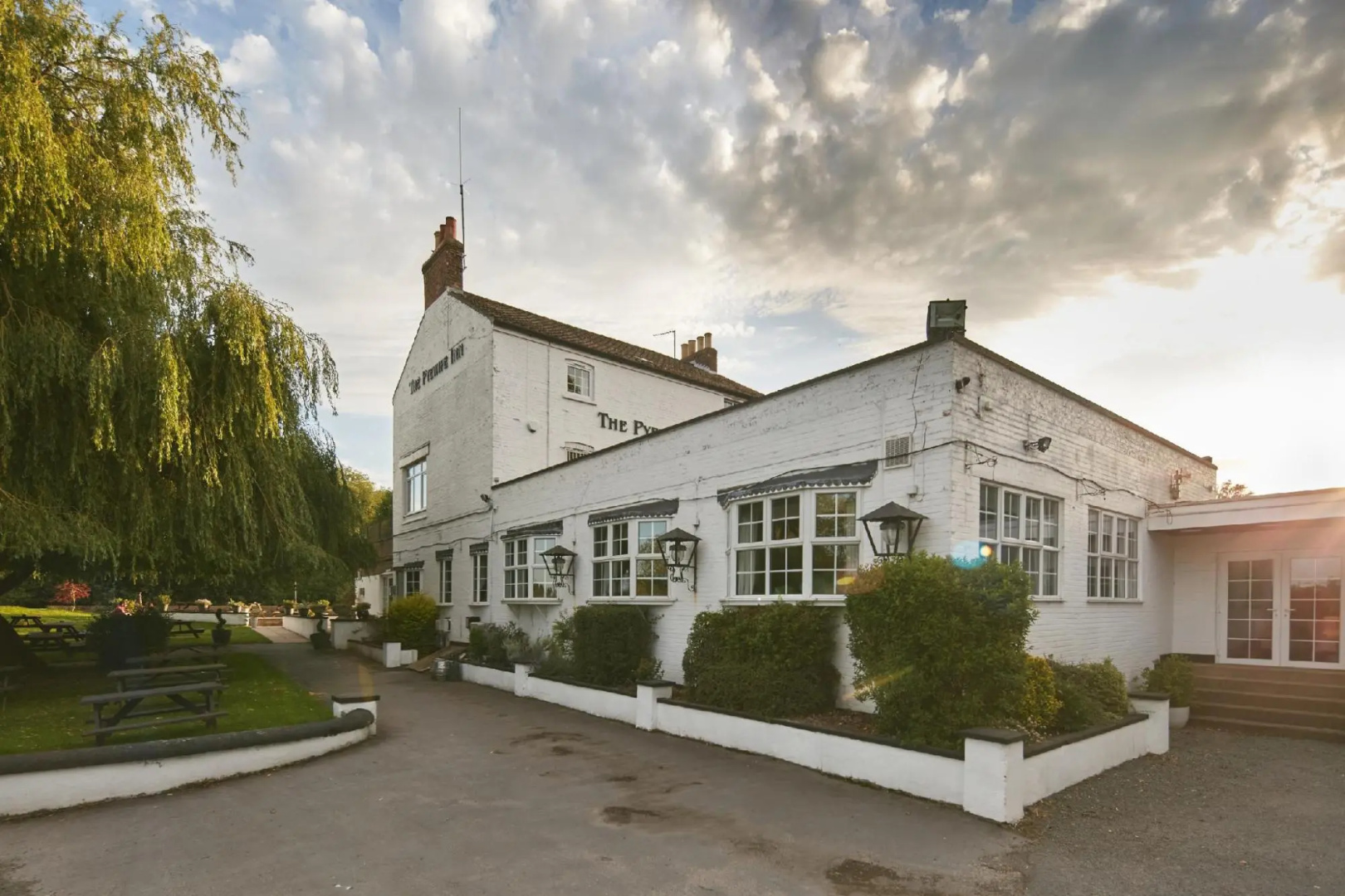 Pyewipe Lodge Hotel