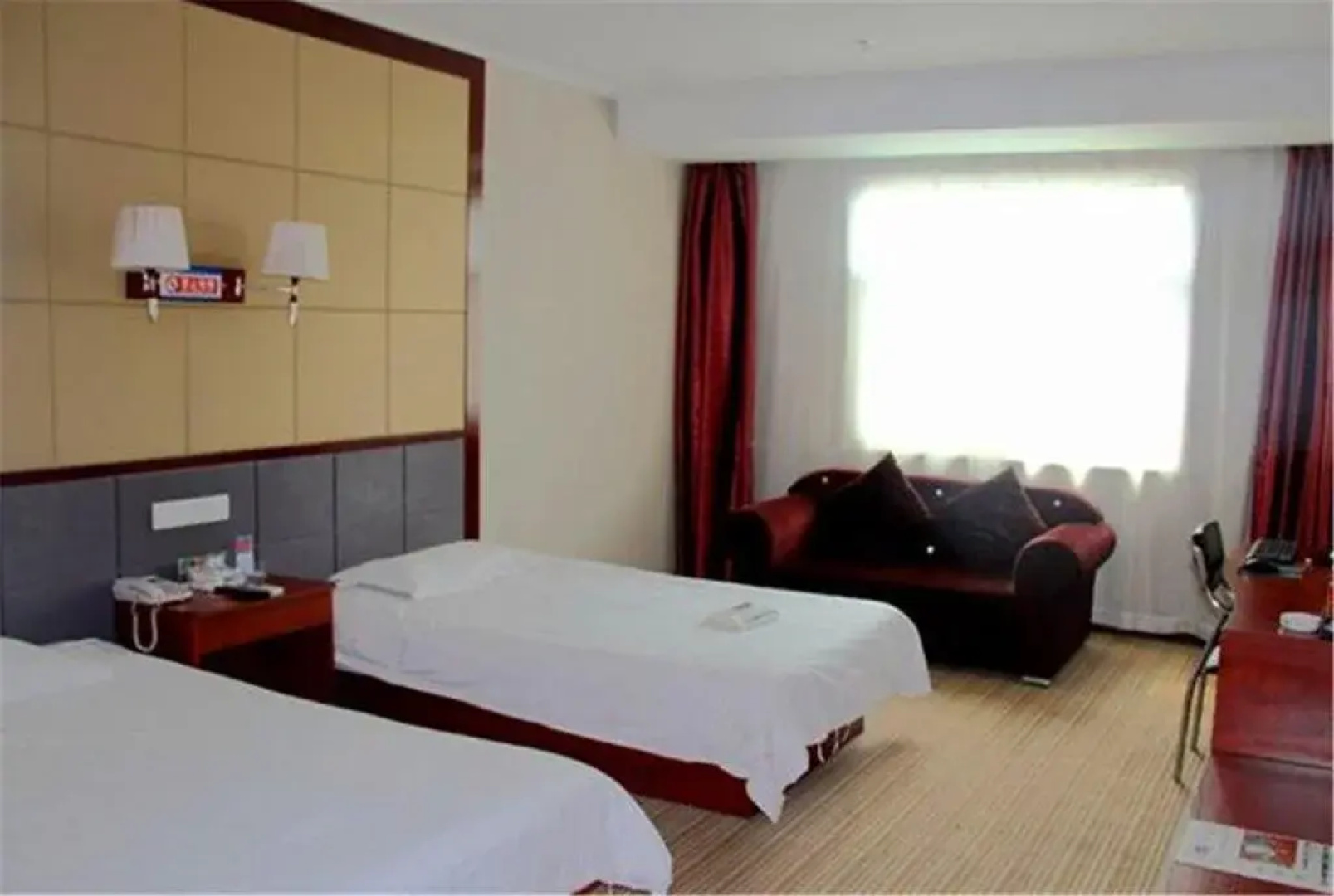 Yinchuan Wangyuan Express Hotel Lanhuahua South Railway Station Branch