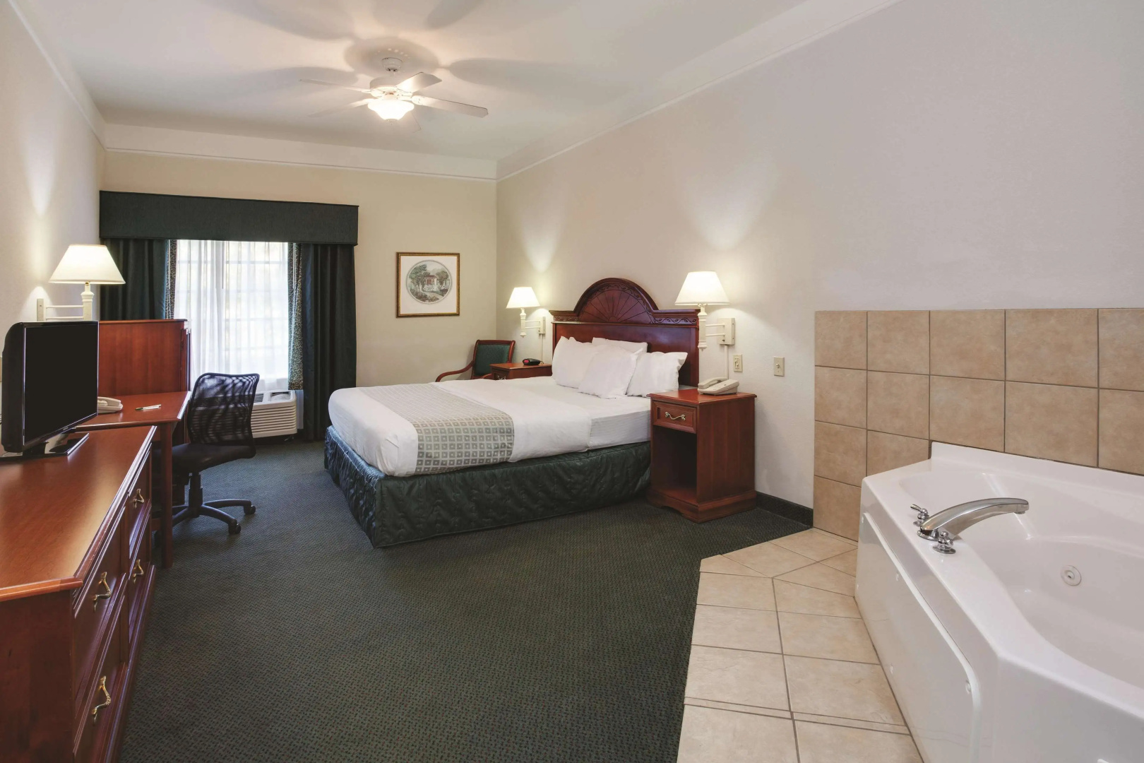 La Quinta Inn and Suites Fort Myers I-75