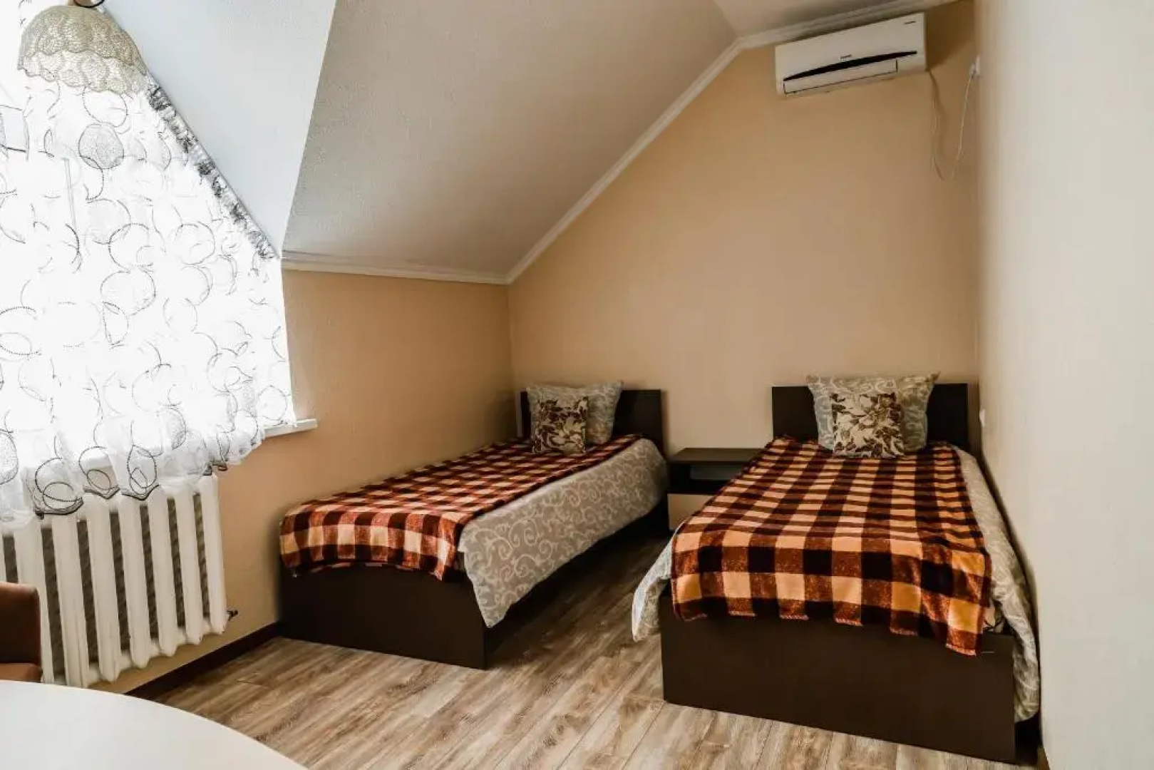 Hotel KONUS