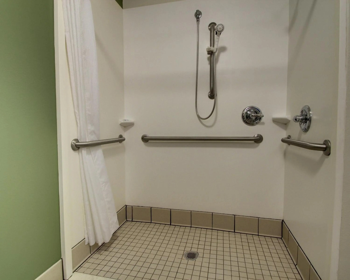 Sleep Inn & Suites Smithfield near I-95