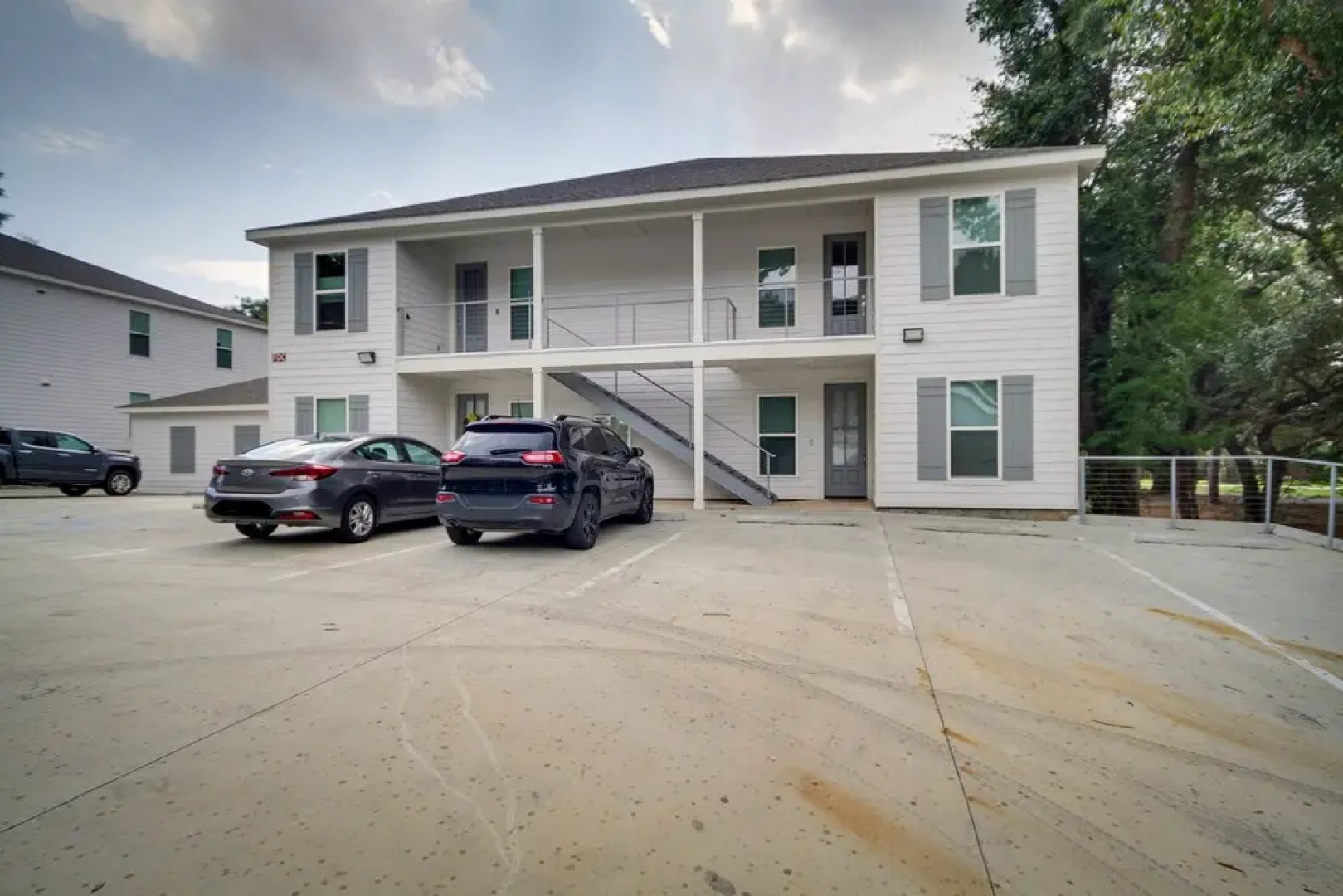 Diamondhead Retreat w/ Deck, Pool & Golf!