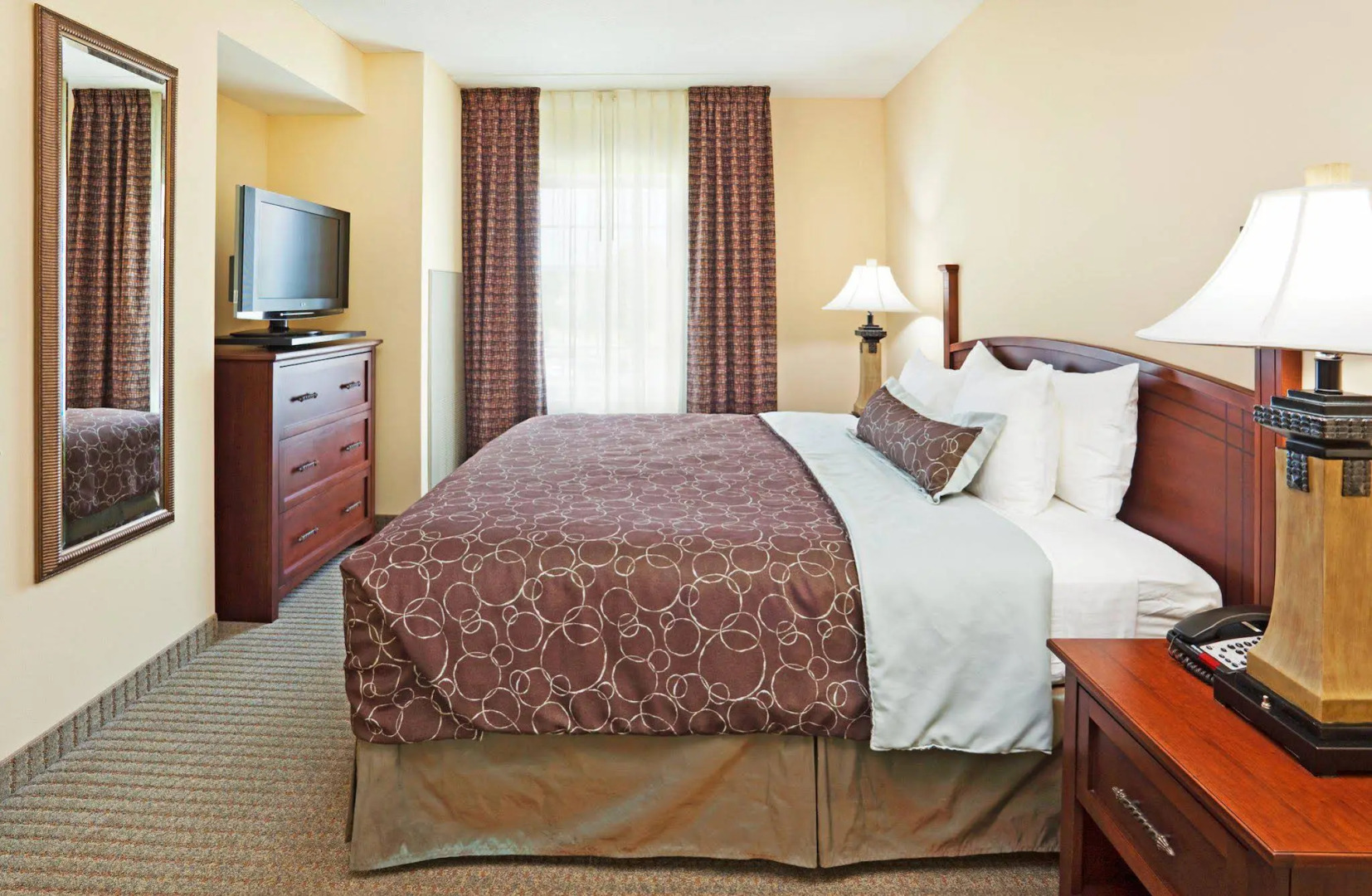 Staybridge Suites Oak Ridge by IHG