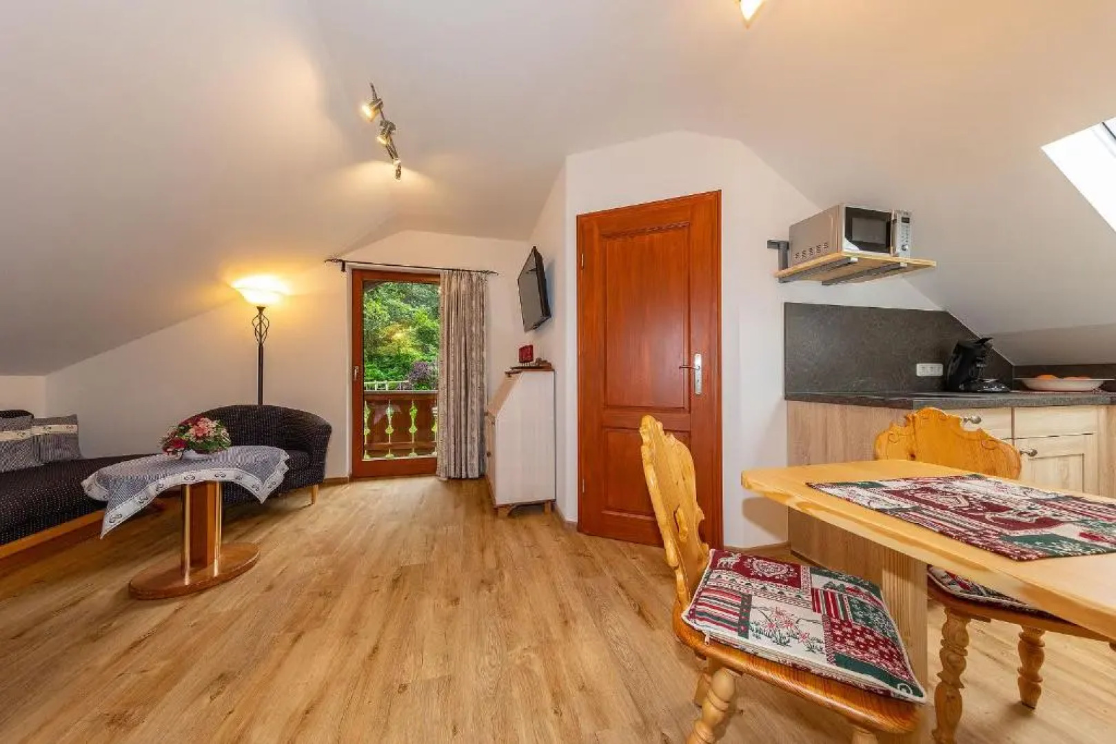 Gröbl-Alm Haus zur schönen Aussicht