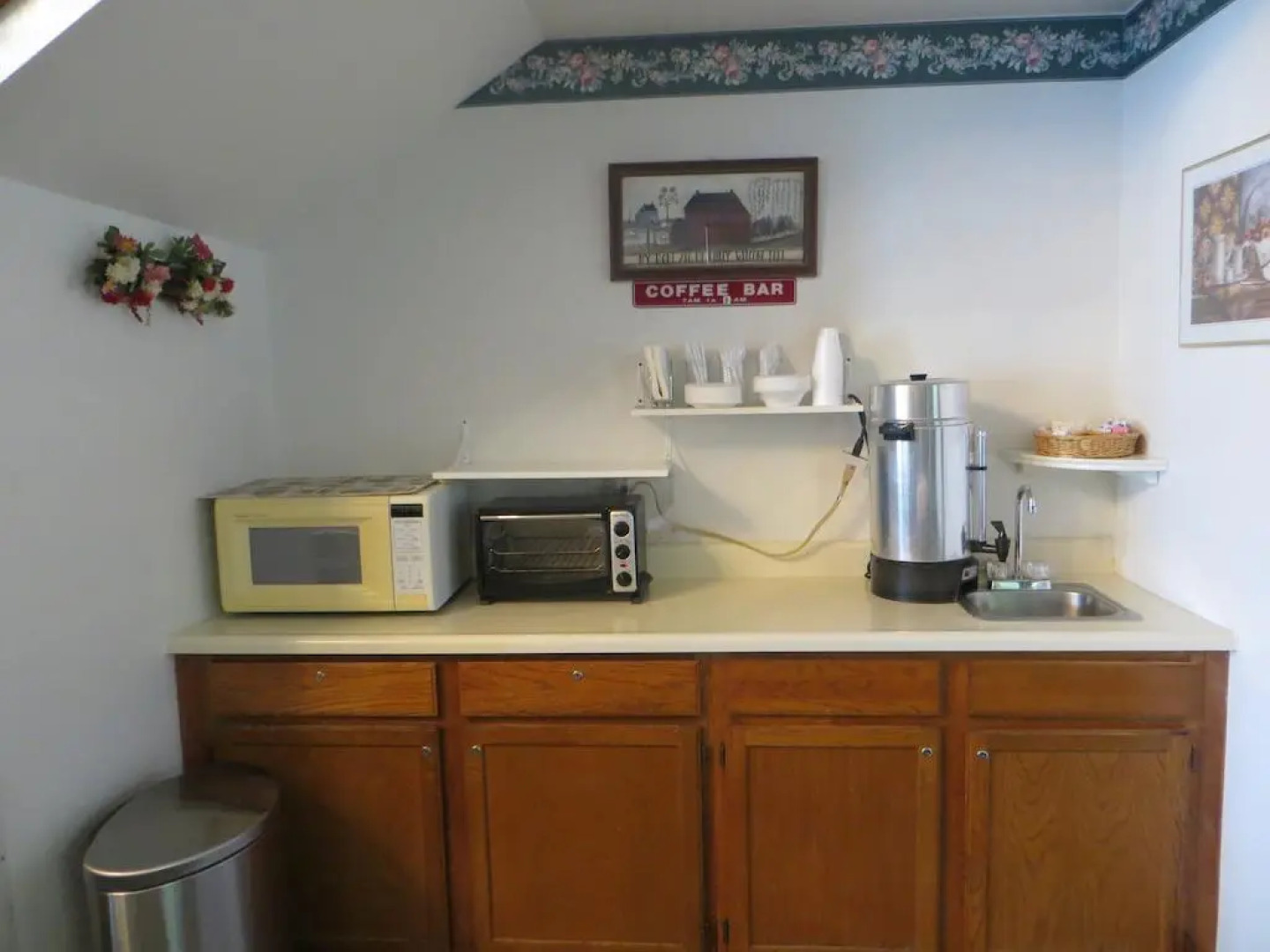 Deluxe Inn Capital O Nebraska City I 29