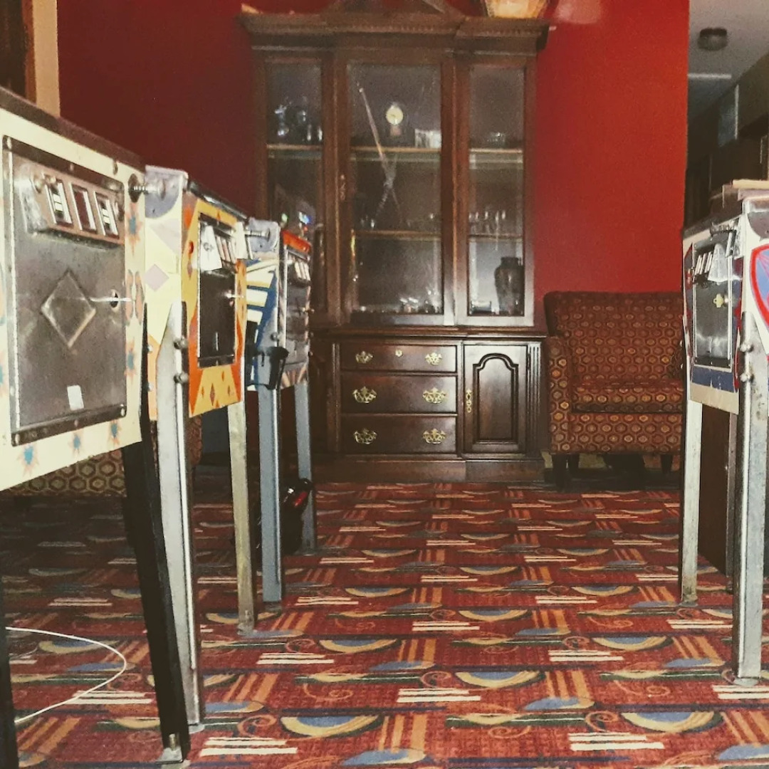 A house full of steel balls and games