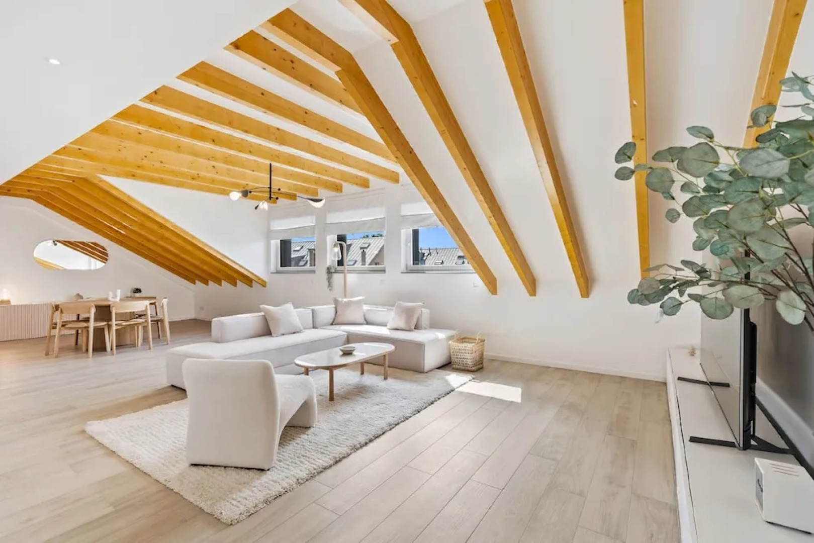 Stylish 2BR Getaway in Bivange Roeser