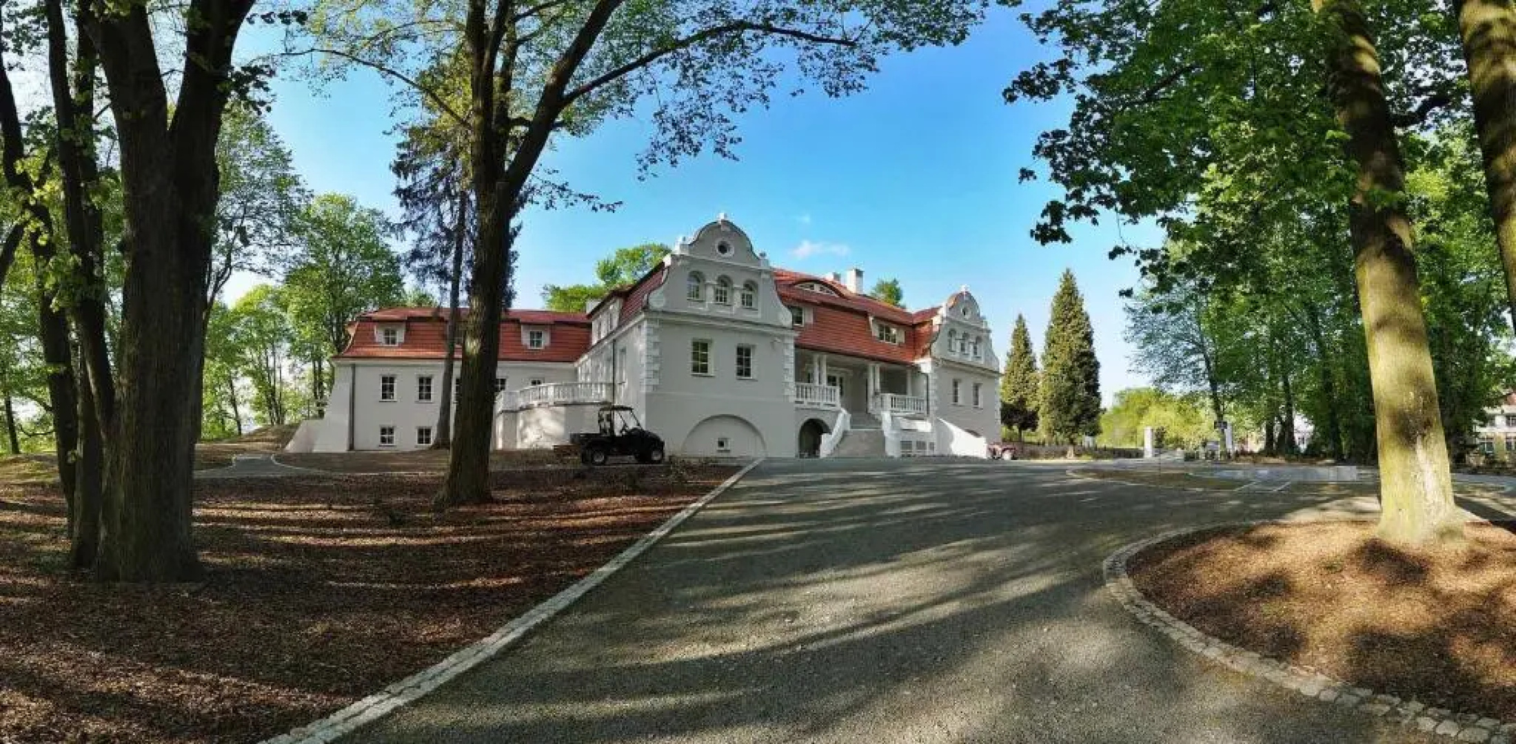 Dwór Sanna