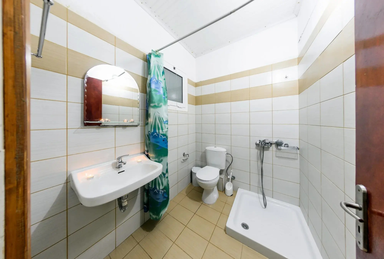 Borsalino Studios & Apartments