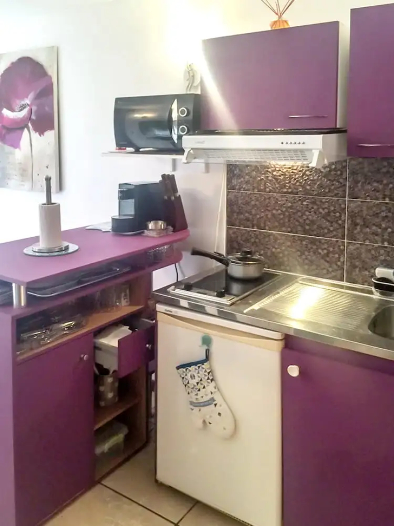 Studio in Tremblay-en-france, With Enclosed Garden and Wifi