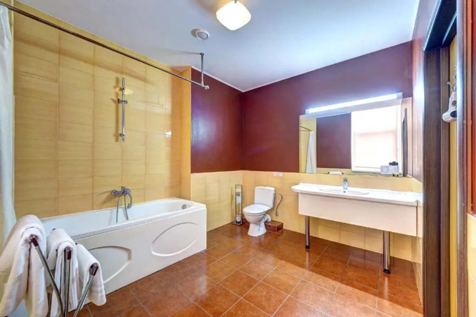 Спортивный и велнес-отель Terra Nova