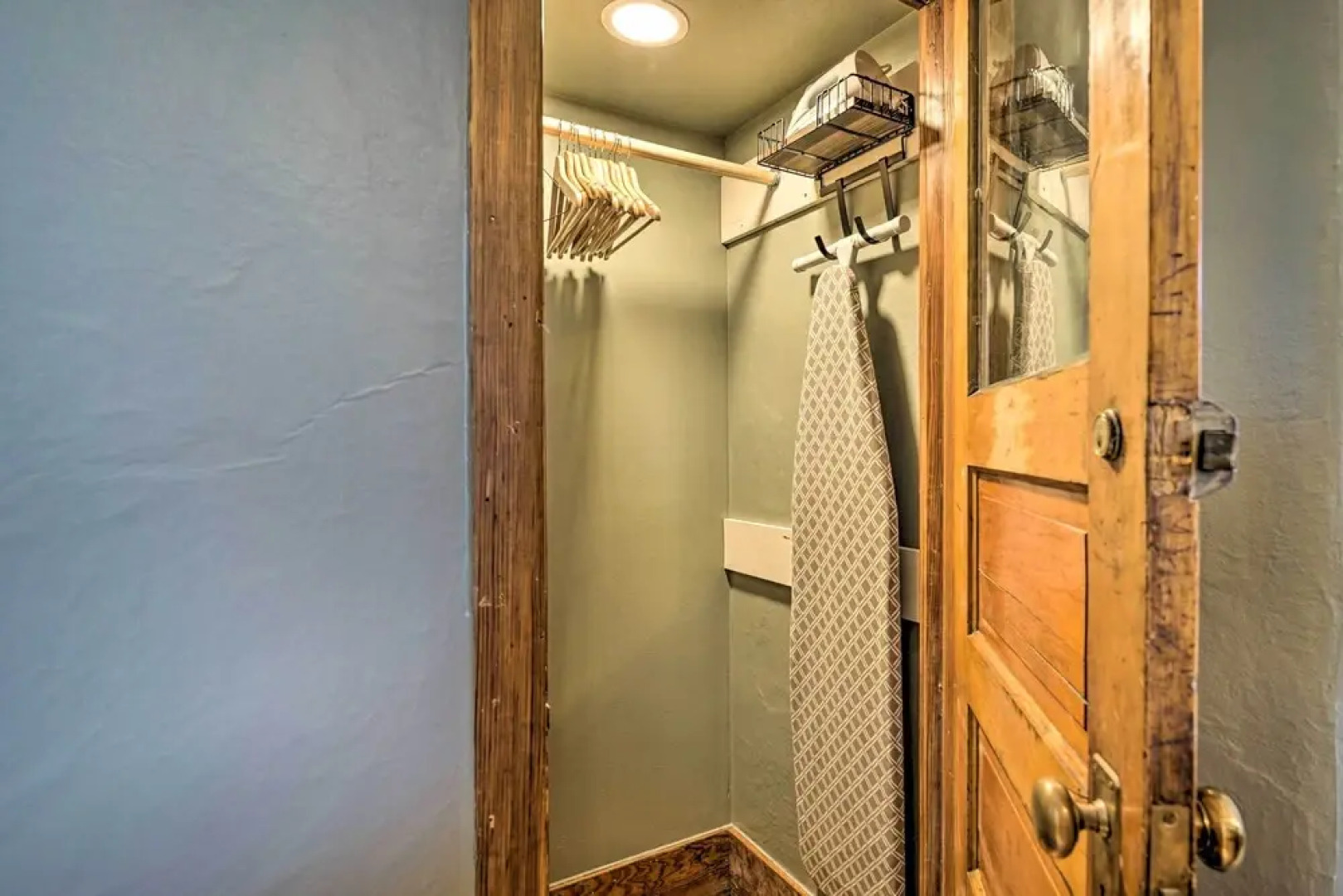 Walk to Shops & Restaurants: Dtwn Laramie Condo!