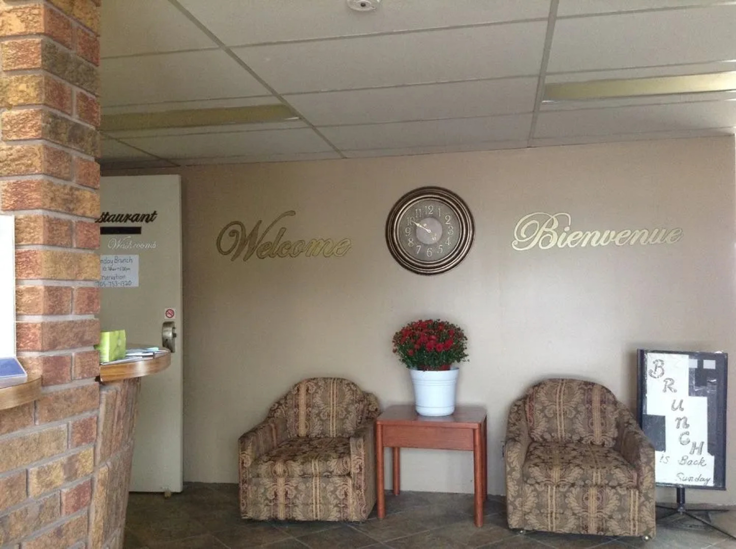 Sturgeon River Inn & Restaurant