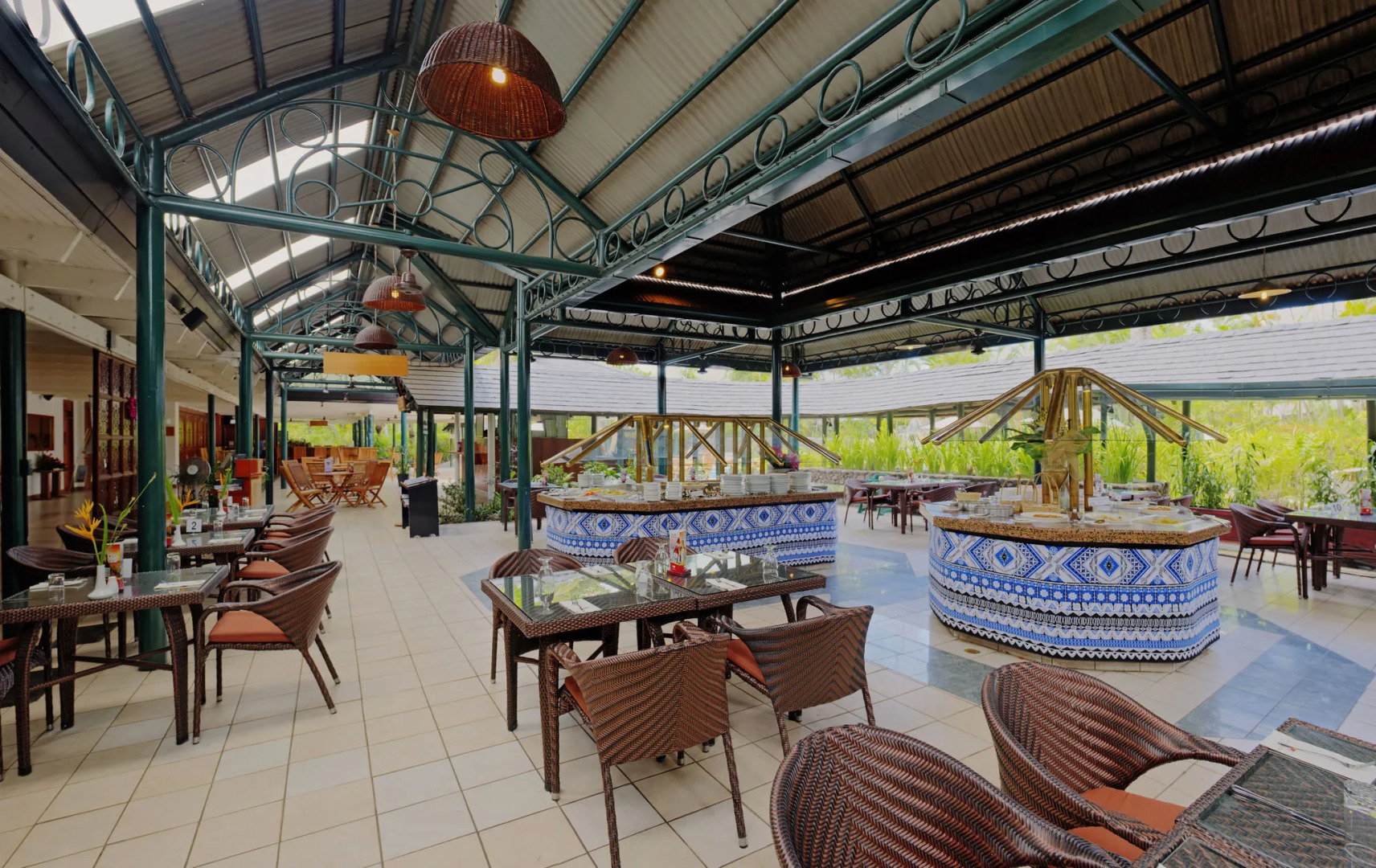 Tanoa International Hotel