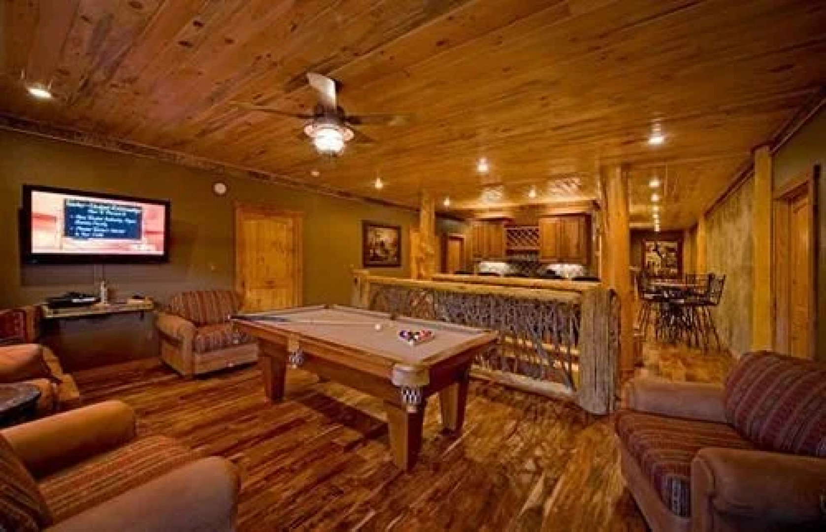 Hickory Mist Luxury Cabins