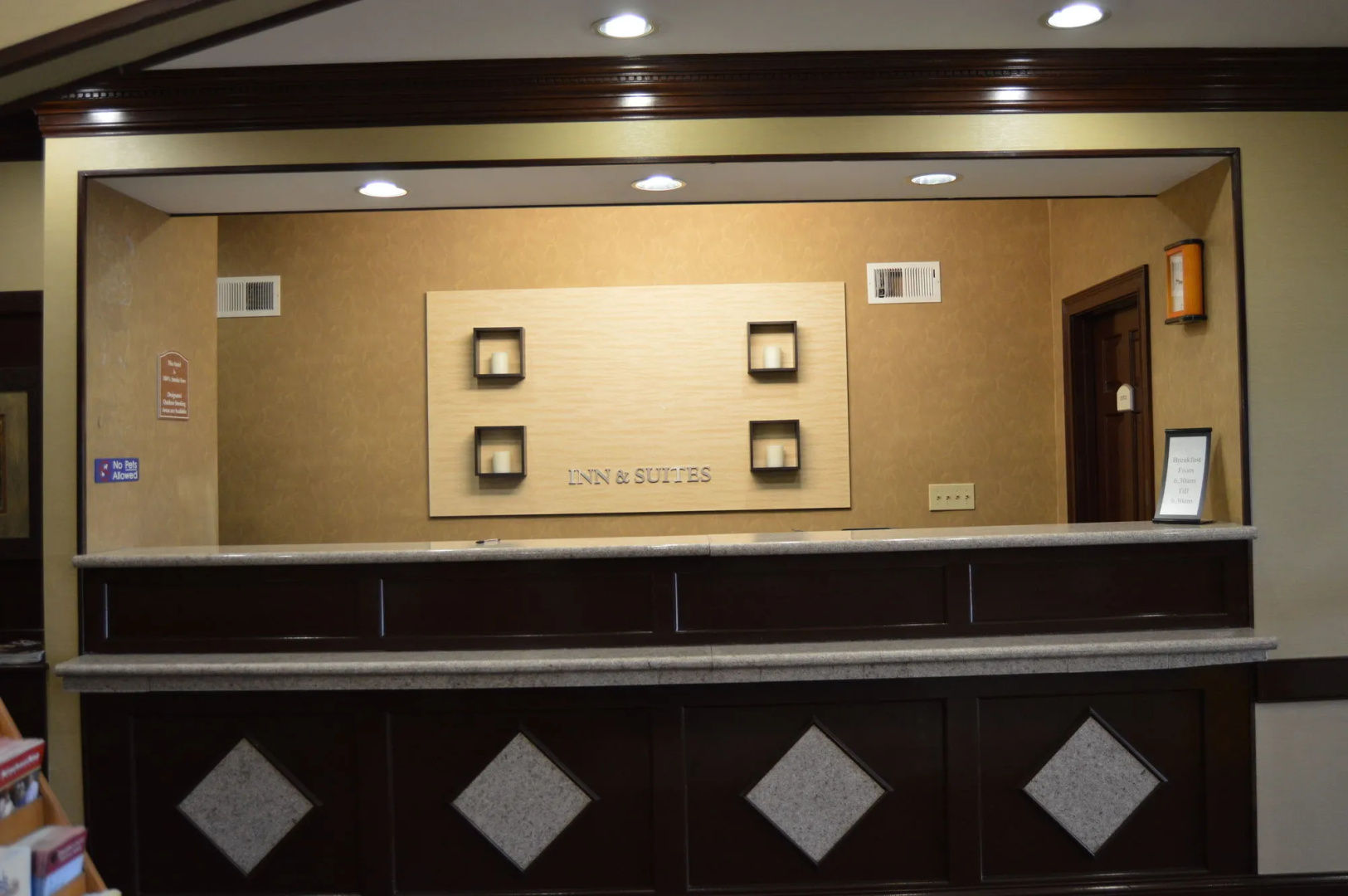 Comfort Inn & Suites Cincinnati Uptown Clifton