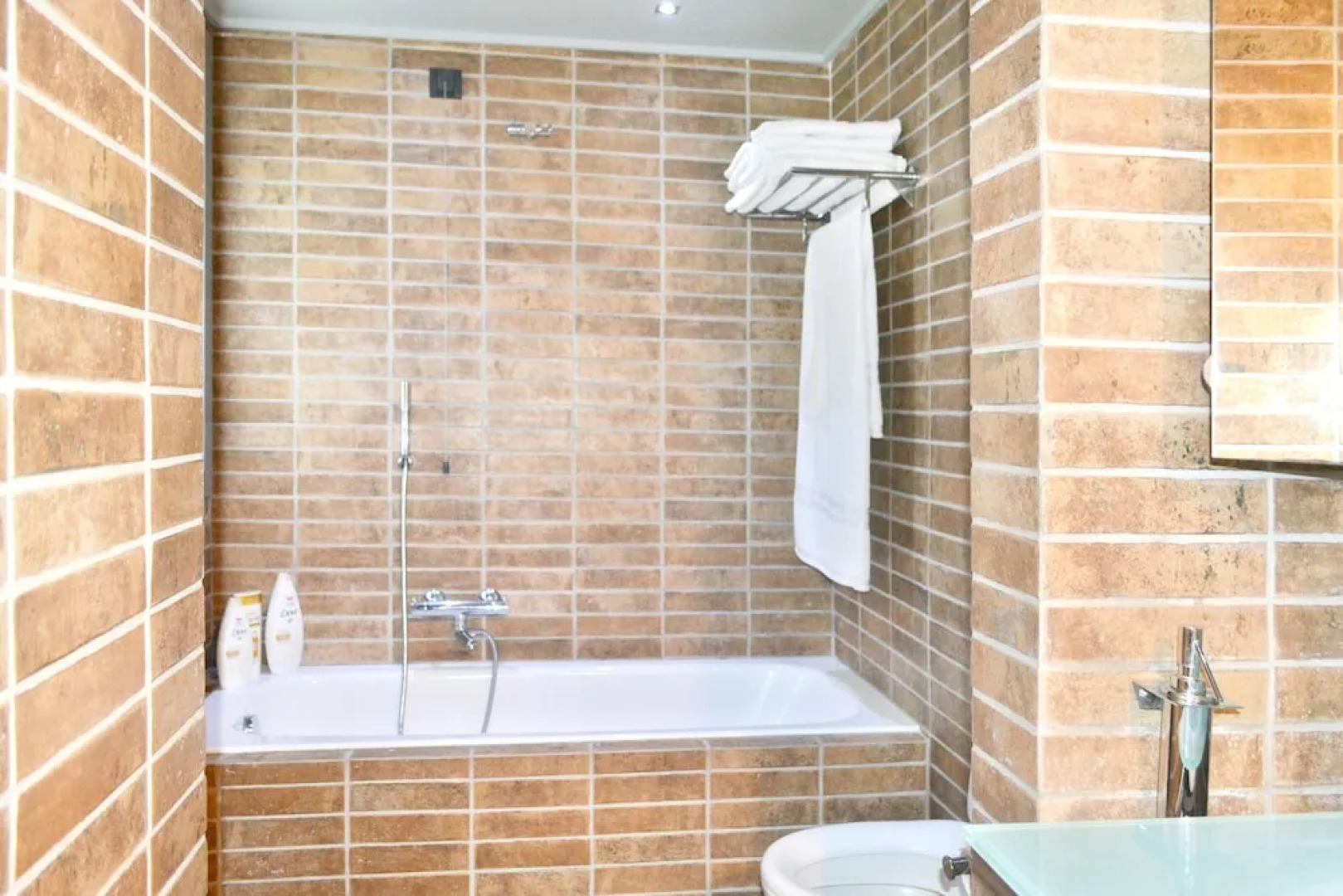 House With 4 Bedrooms in Roitika, With Wonderful sea View, Private Poo