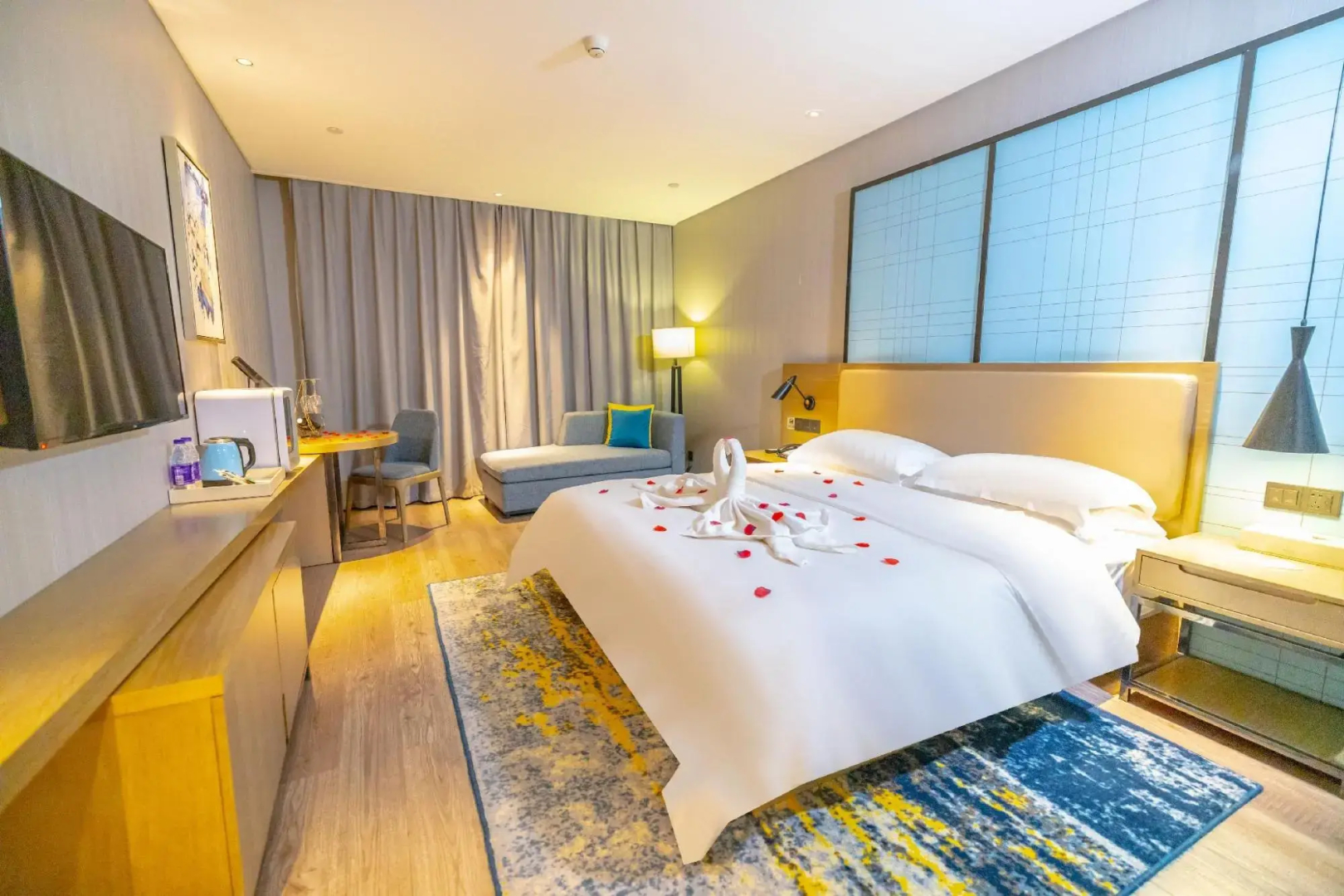 Echarm Hotel Qingyuan Stadium Branch