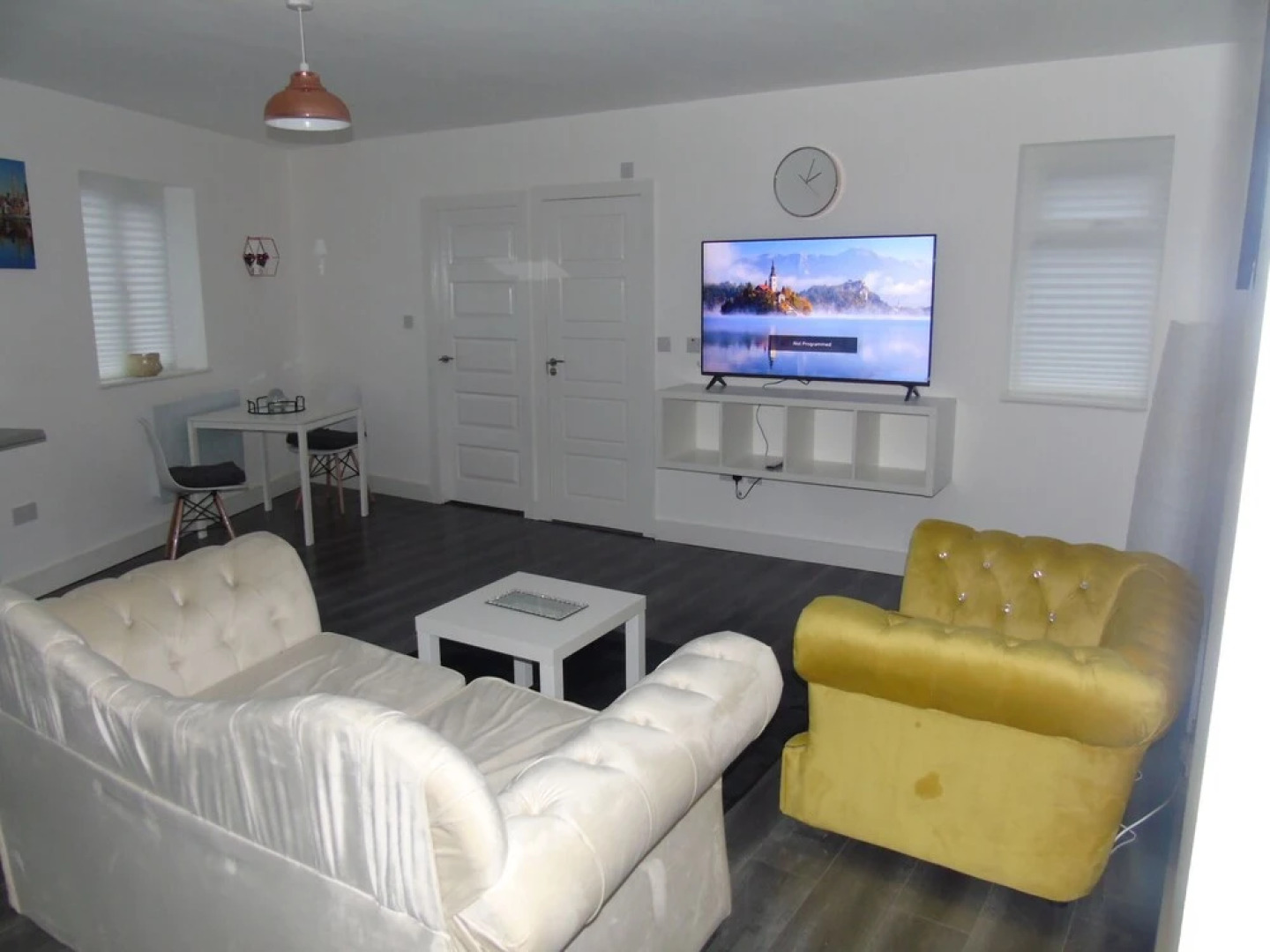 Lovely 1-bed Apartment in Bolton