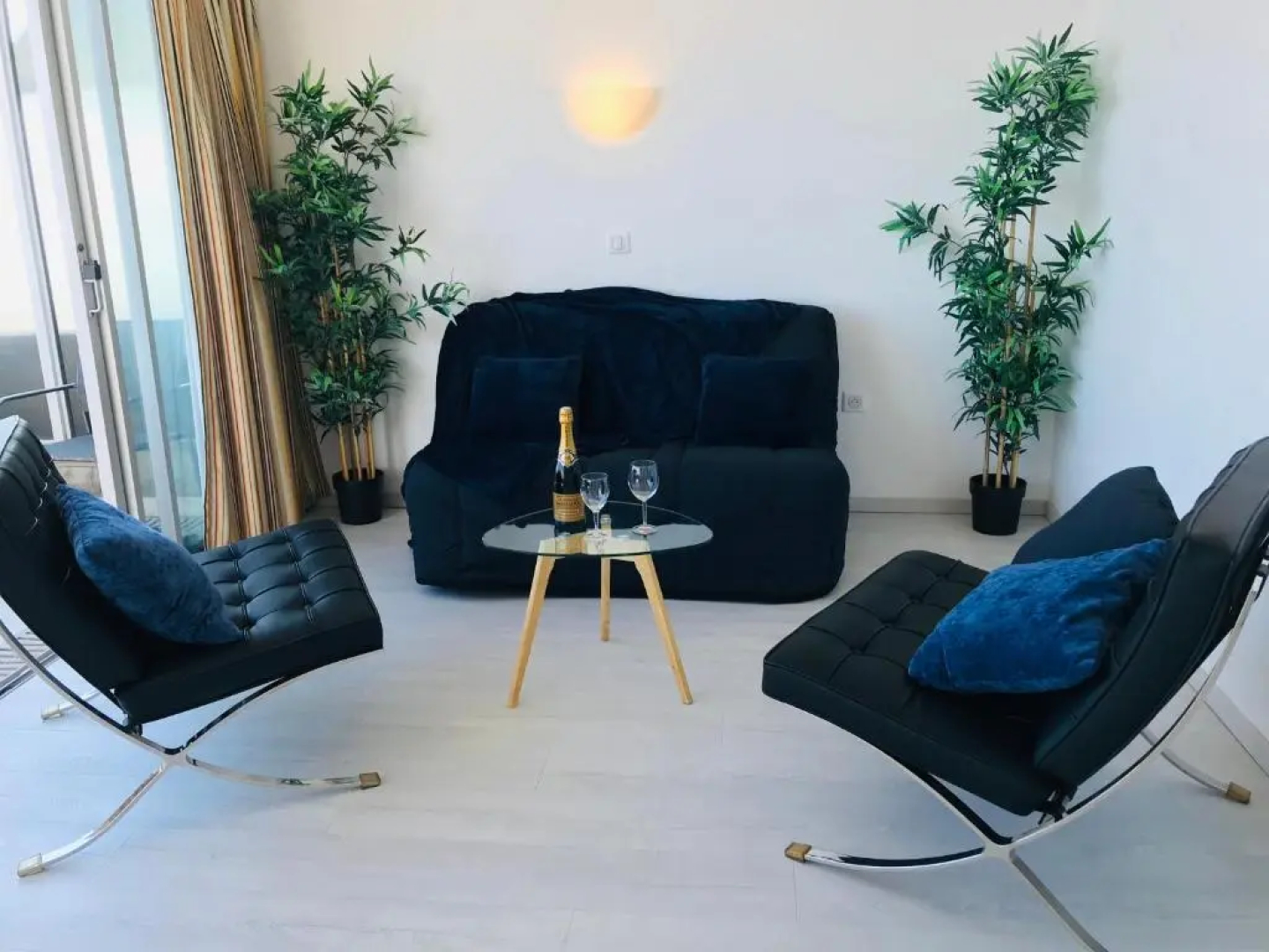 Costa Plana Collection
