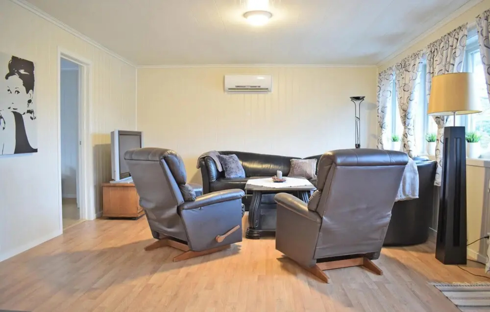 Beautiful Home in Bjoa With 4 Bedrooms and Wifi