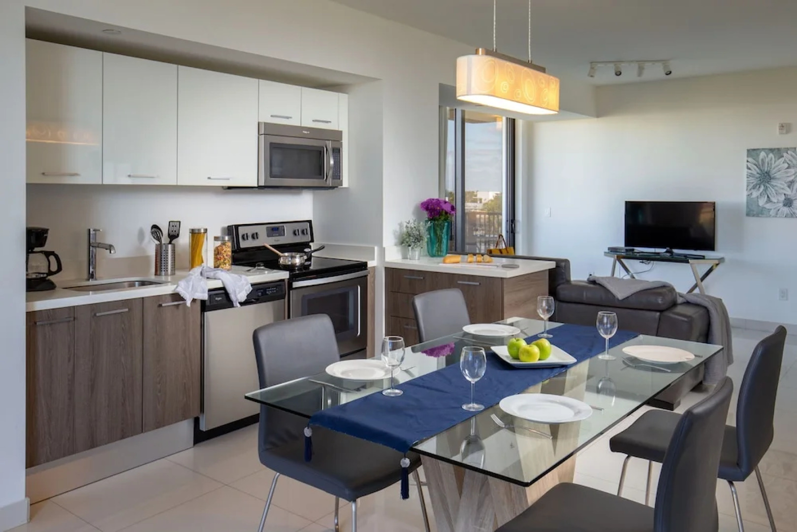 Bay Breeze Premium Apartments By Eskape Collection