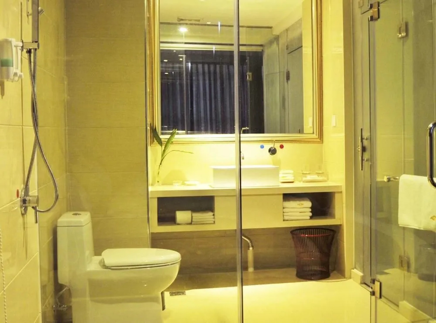 Qingyuan Yingde Baike Hotel