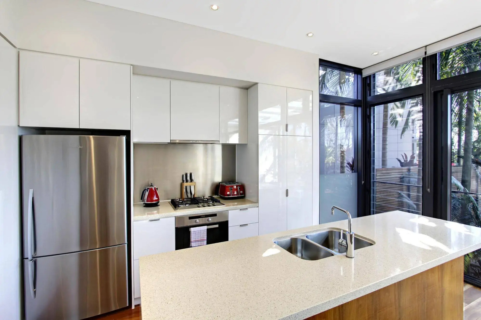 Ocean View @ Kiah Holiday Villa