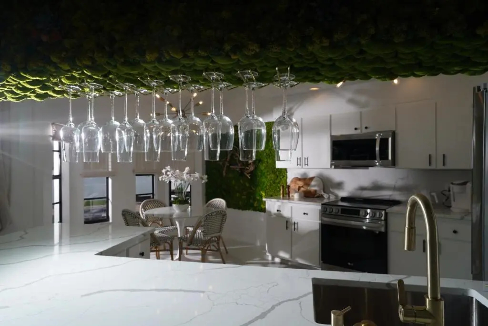 Glamorous 3-Bedroom Villa with Heated Pool Sarasota Area