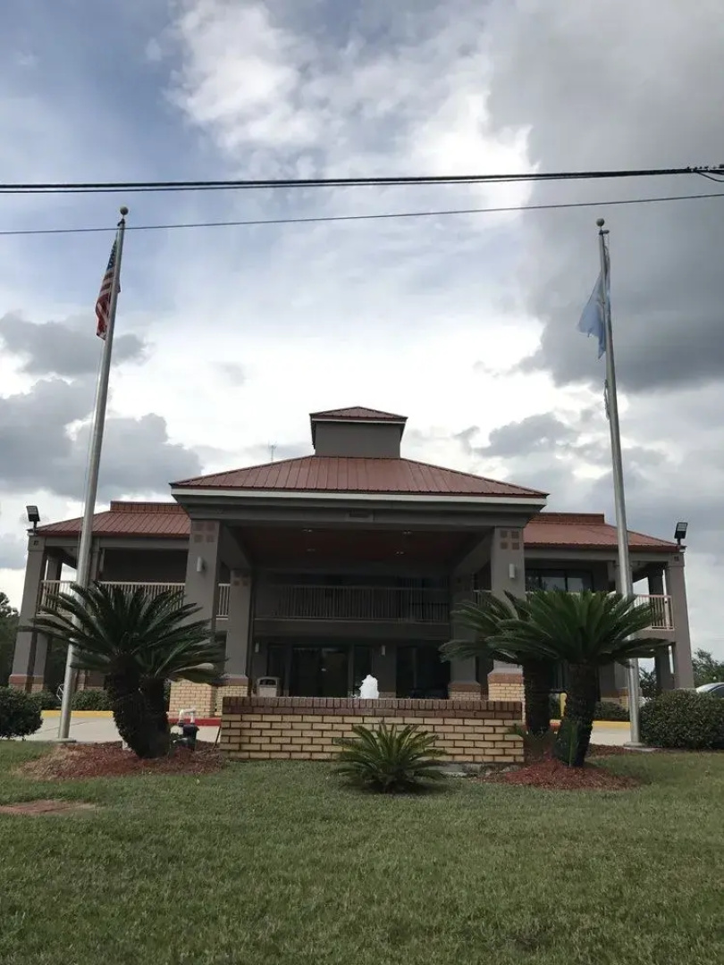 Super 8 Slidell