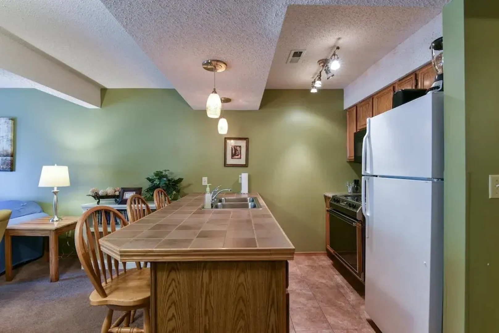 Wander INN at Notch - Great Outdoor Pools - Trails to Fishing - Family Friendly