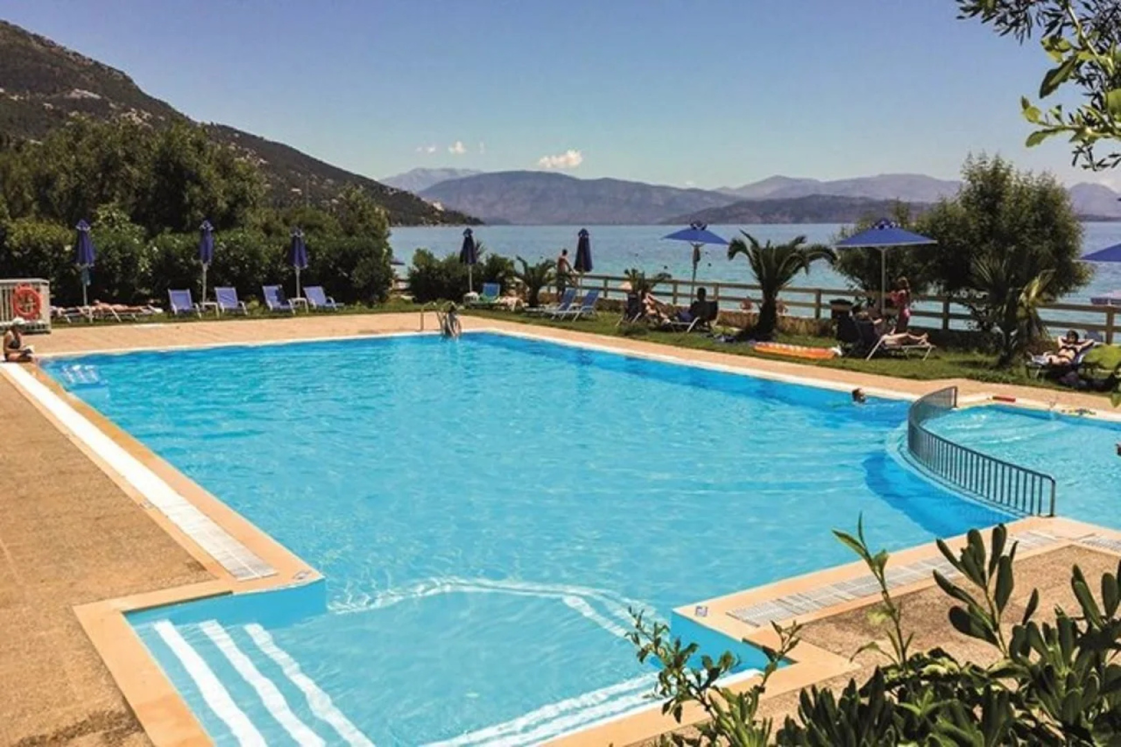 La Riviera