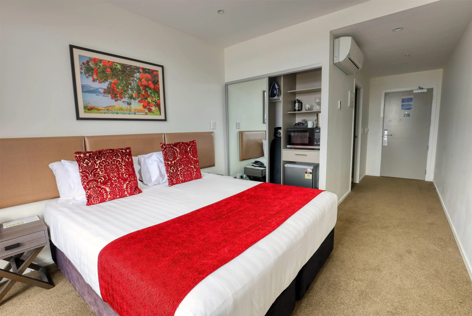 Ramada Suites by Wyndham Auckland Manukau Pacific Centre