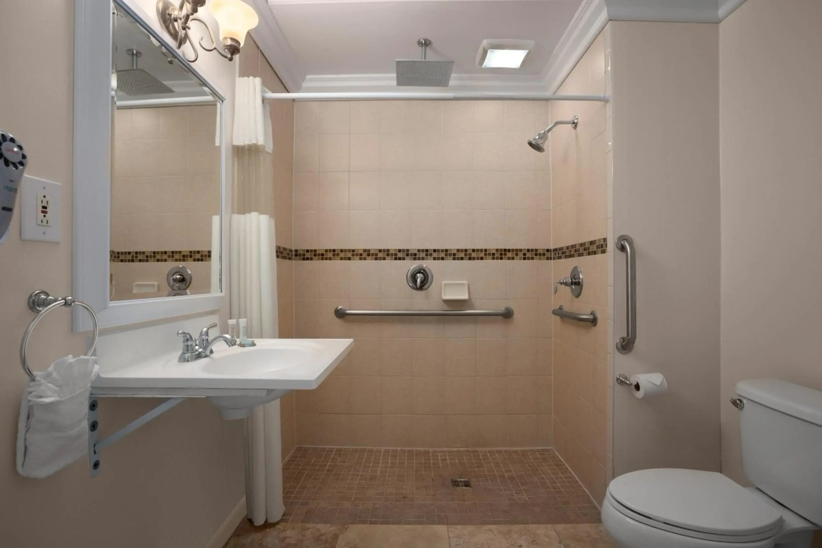 Travelodge by Wyndham Santa Maria