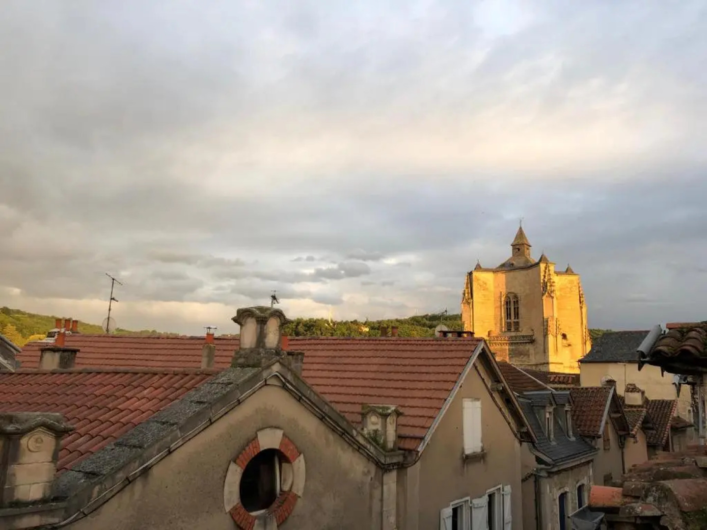 Maison Les Fleurines By Logis