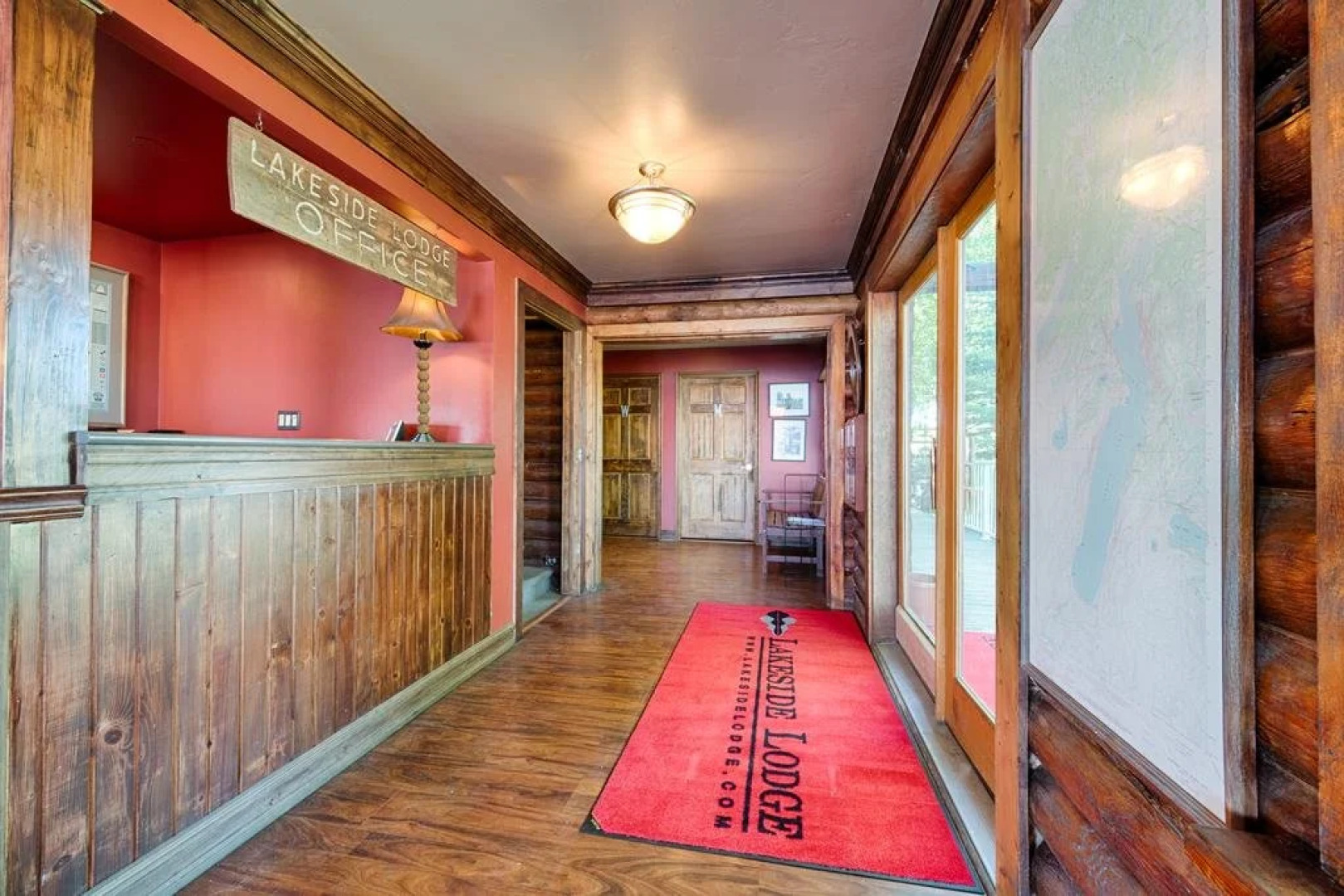 Lakeside Lodge Resort & Marina