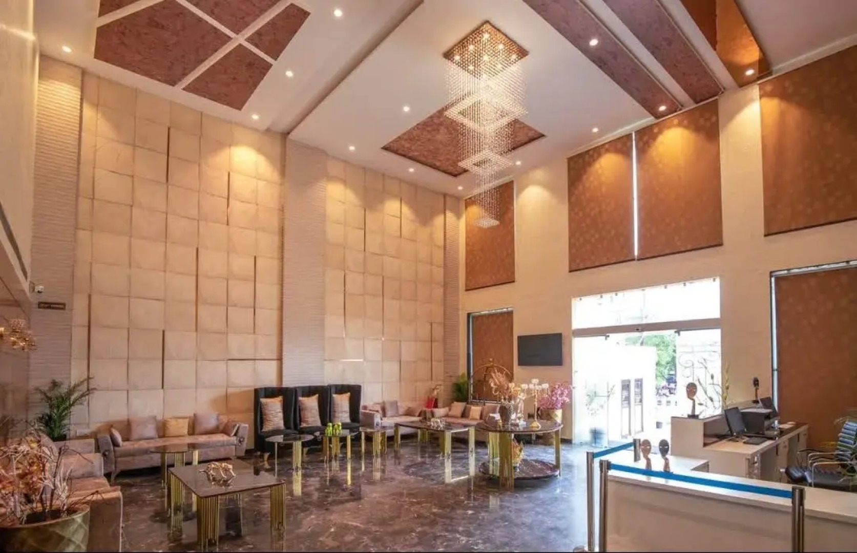 Hotel Idhayan Palace