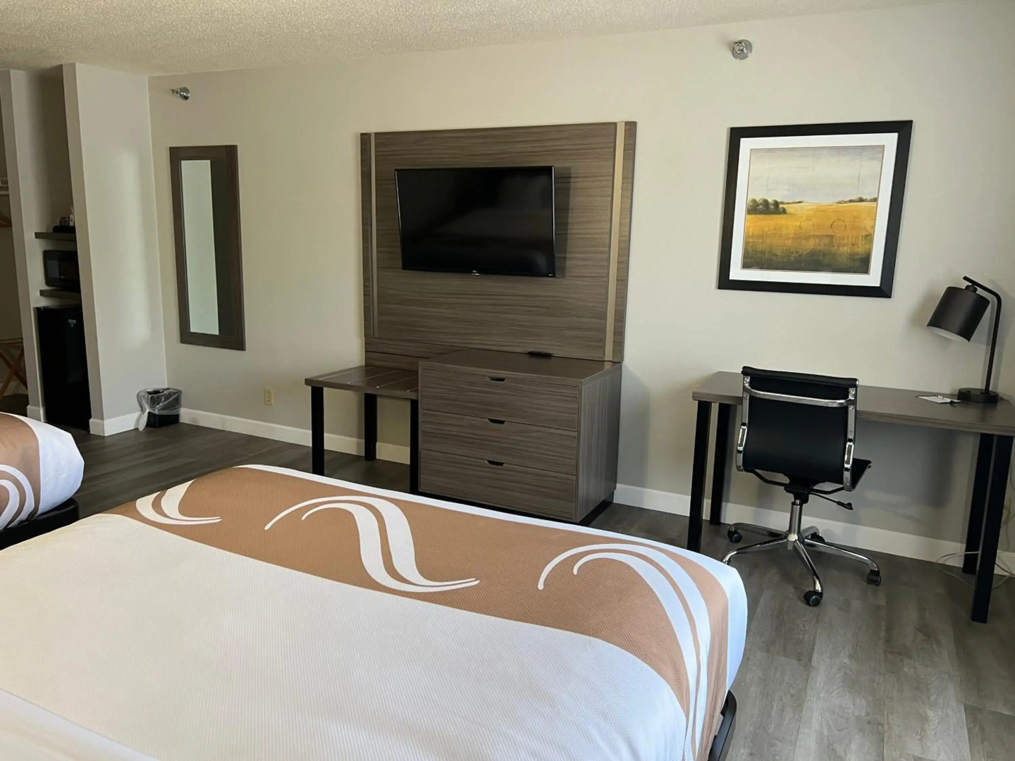 Quality Inn & Suites Red Wing