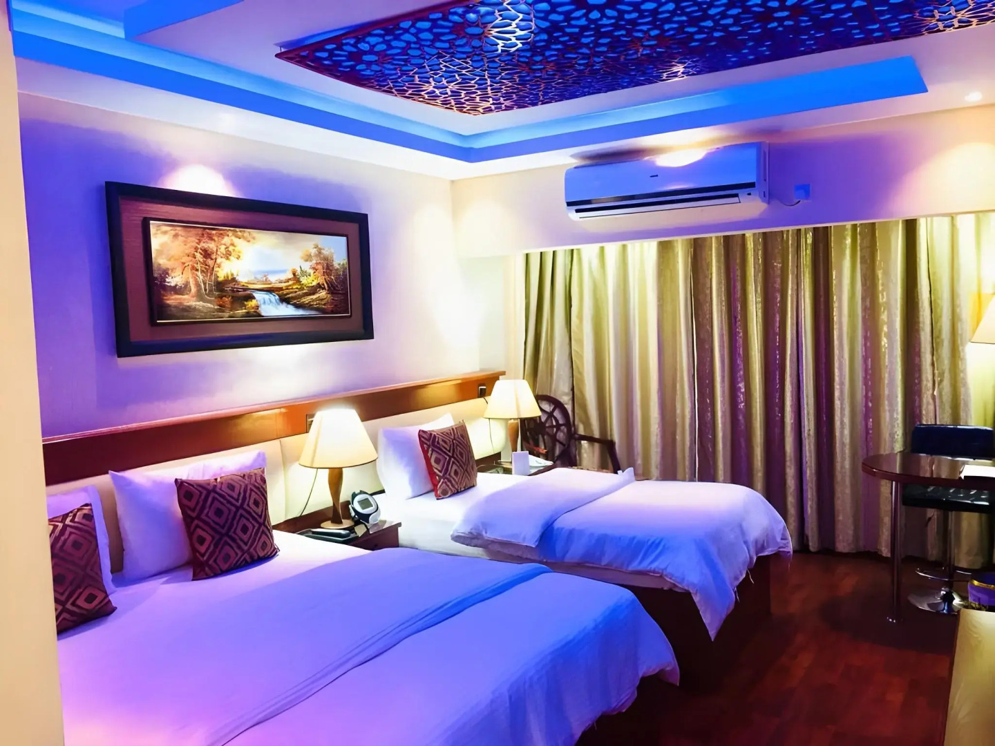 Trans World Hotel L.L.C