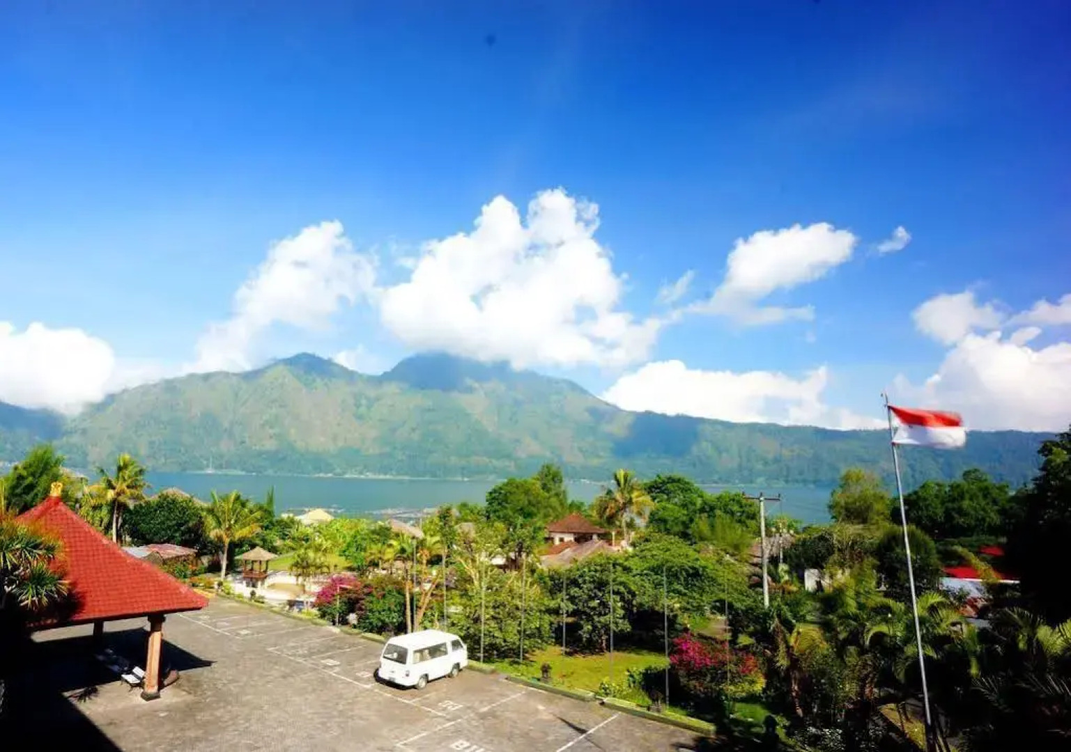 Puri Bening Lake Front Hotel